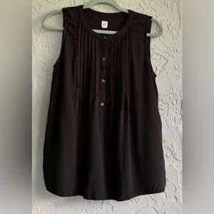 GAP Black Sleeveless Pintuck Top with Buttons